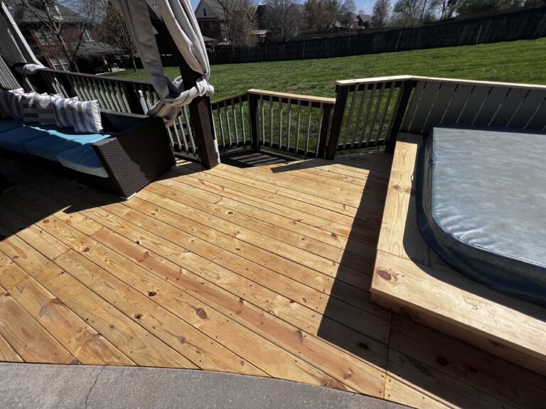 Professional Fence & Deck Builders Lenoir City TN